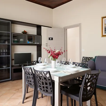 Natina Pizzo (Calabria)